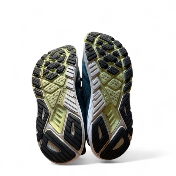 ✨Arahi 6 Men’s Hoka Shoes - Picture 4 of 6